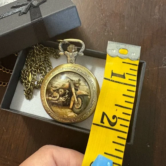 Vintage look Motorcycle Pocket Watch Pendant - Picture 12 of 14